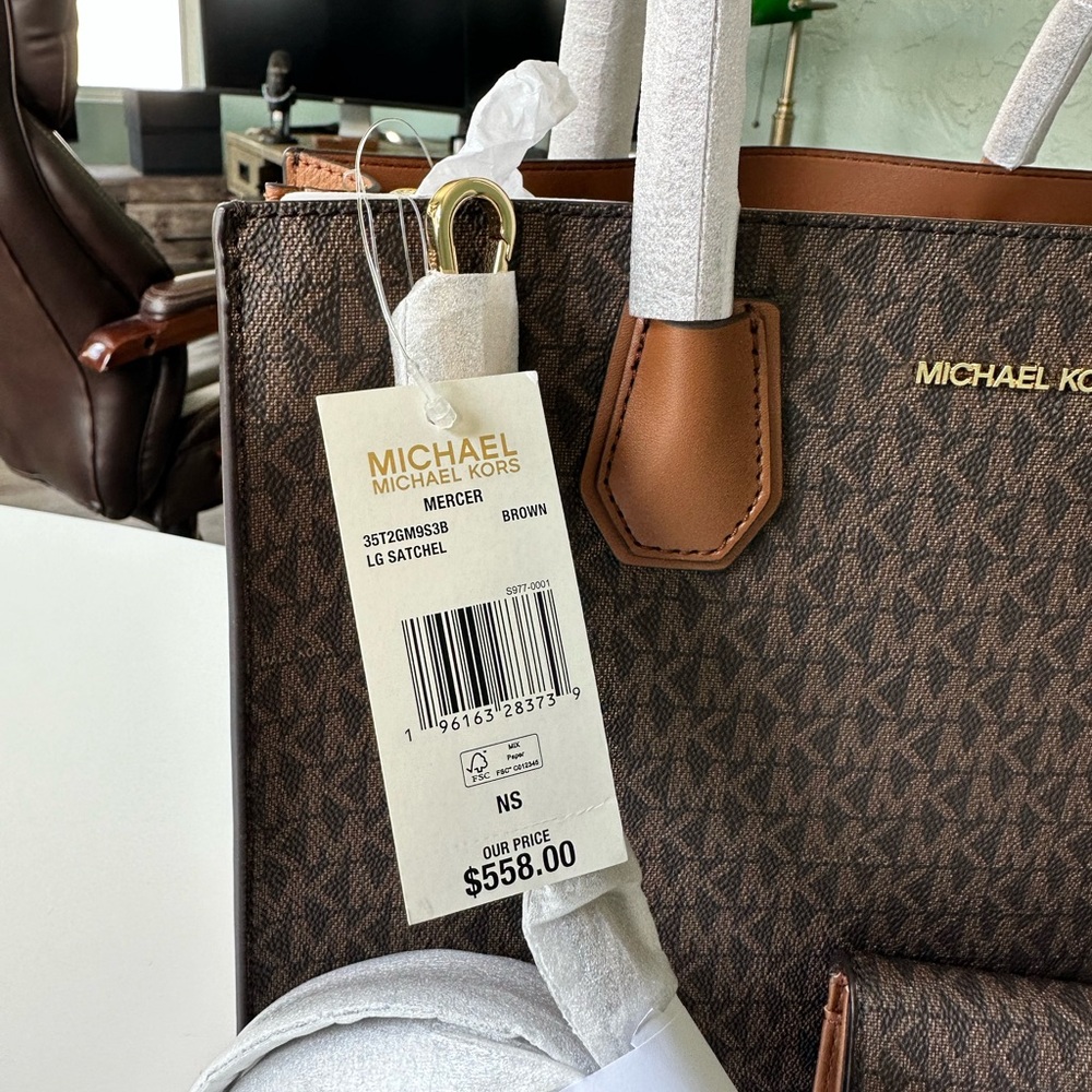 Michael Kors Mercer Purse and Wallet brand new with tag